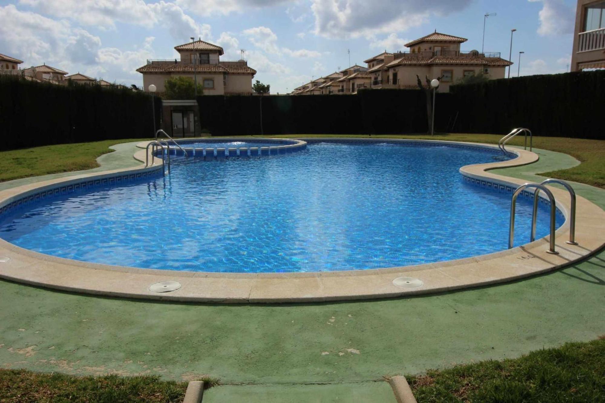 Relax Family Home Zenia Bulevard أوريويلا المظهر الخارجي الصورة