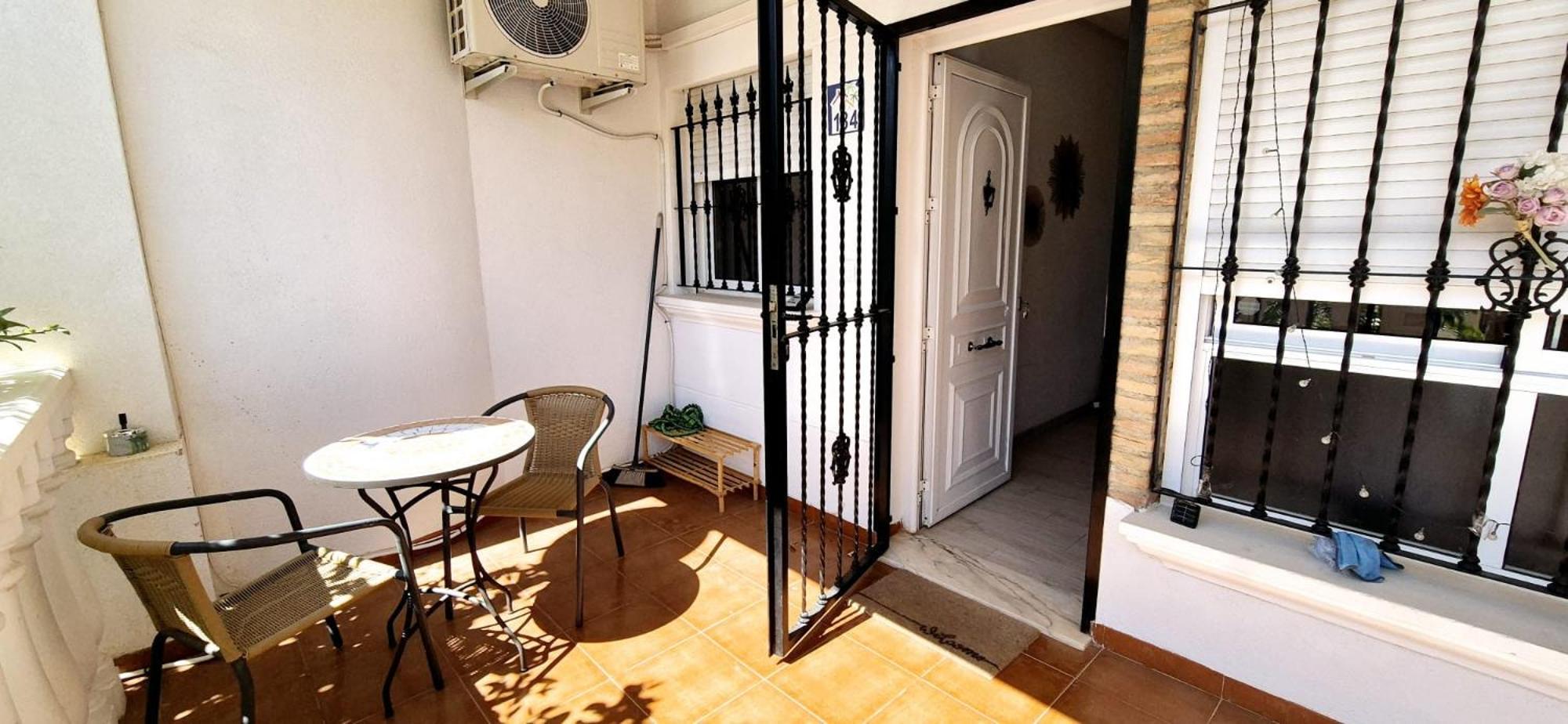 Relax Family Home Zenia Bulevard أوريويلا المظهر الخارجي الصورة